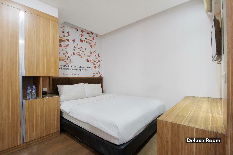 เดอ กรีน เรสซิเดนซ์ Hotel จาการ์ตา ภายนอก รูปภาพ