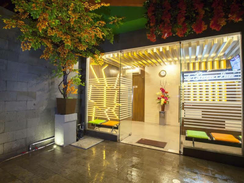 เดอ กรีน เรสซิเดนซ์ Hotel จาการ์ตา ภายนอก รูปภาพ