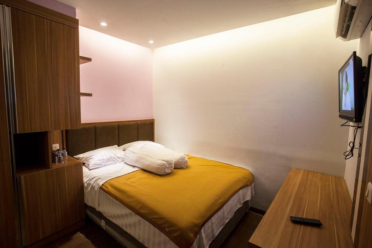เดอ กรีน เรสซิเดนซ์ Hotel จาการ์ตา ภายนอก รูปภาพ