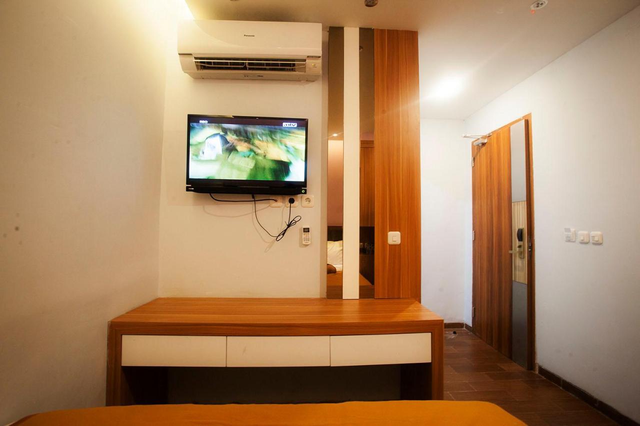 เดอ กรีน เรสซิเดนซ์ Hotel จาการ์ตา ภายนอก รูปภาพ